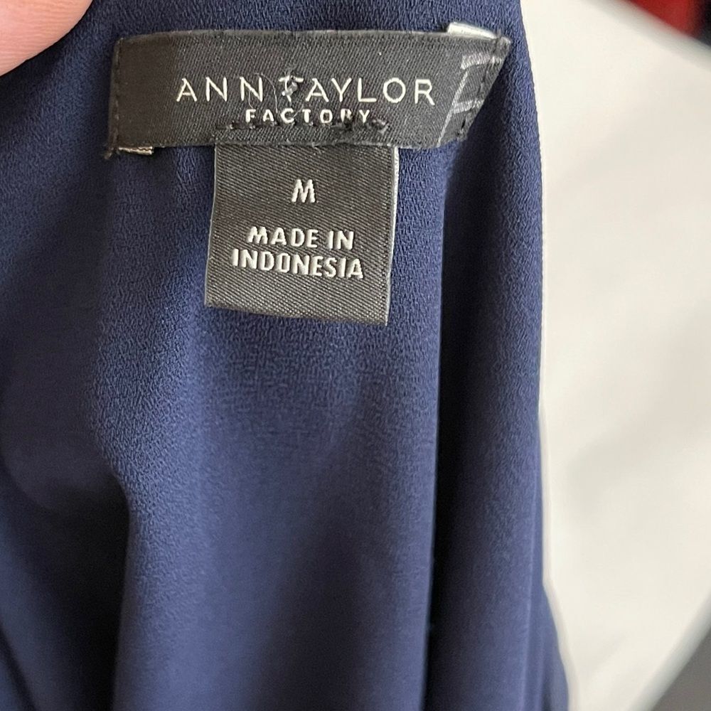 Ann Taylor Factory Top - Picture 6 of 7